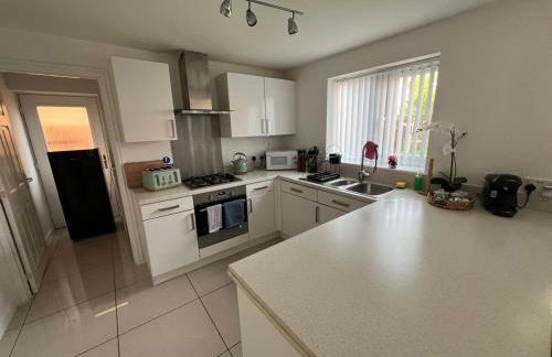 Family Friendly Modern 4BD House - Foto 15