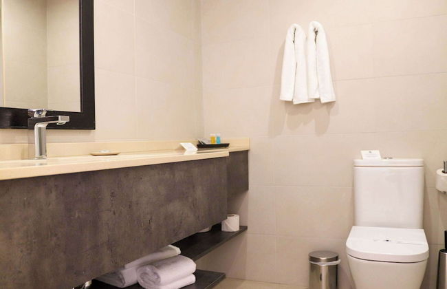 Ramada Hotel & Suites by Wyndham Costa del Sol - Photo 24