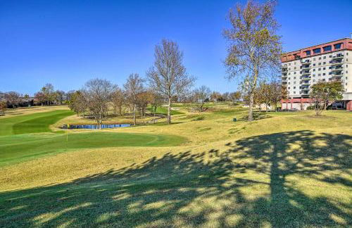 Balcony and Lake View Modern Condo in Monkey Island - Foto 23