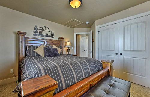 Cabin with Beach Access, Sport Court, Hot Tub and View - Foto 16