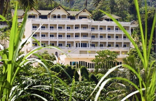 Eden Resort - Photo 1