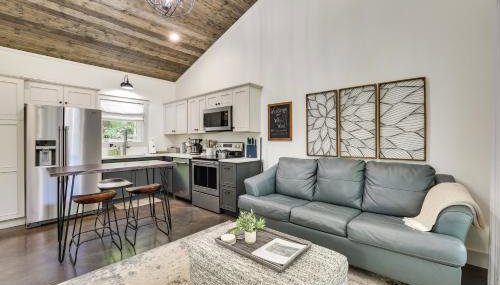 Whitewood with Hot Tub Peaceful Wildwood Retreat - Foto 5