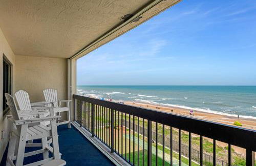 Luxury direct oceanfront corner with large private balcony, heated pool and garage - Photo 31