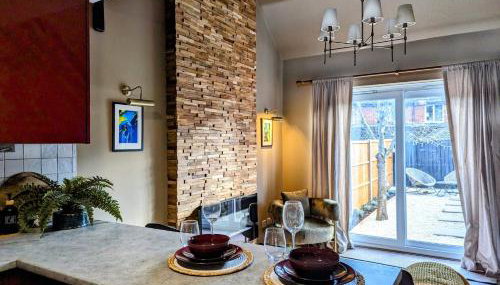 New, unique, tiny house with garden - Photo 4