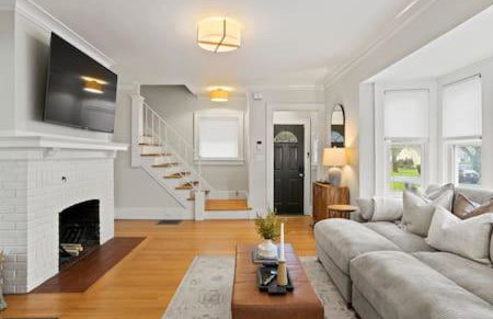 Rochester Gem: 3BR Near All! - Foto 8