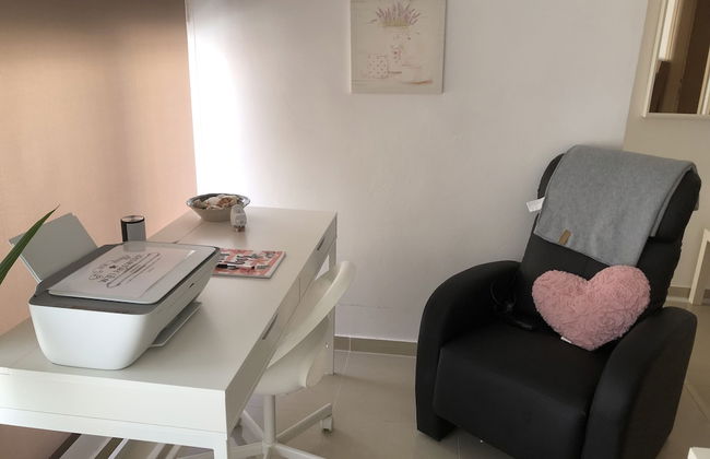 Casa Fiore - 2 Bed House 10 Mins Walk to Centre - Photo 17