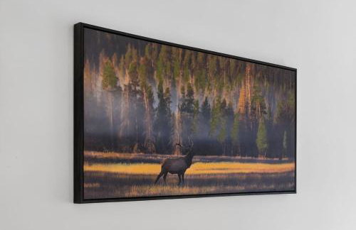 City Centre 2BR Apt with Balcony Access and Free Parking - Foto 10