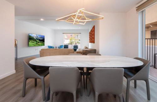 Stunning 3-BR Residence with Free Parking & Patio - Foto 4