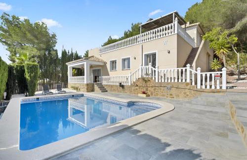 Villa KIP, private pool & jacuzzi surrounded by nature - Foto 1