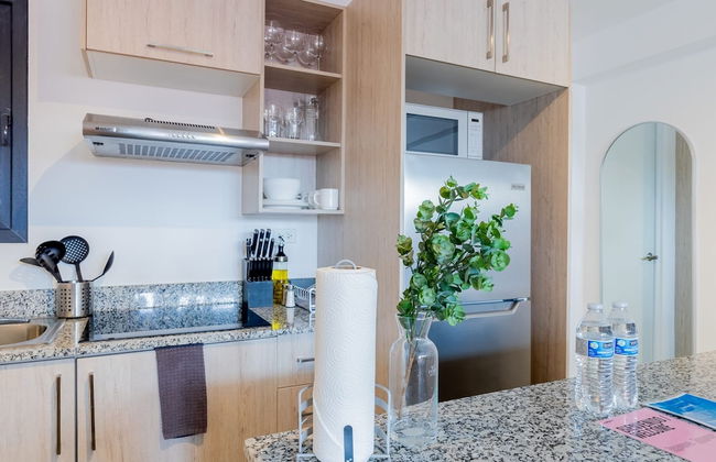 w Beautiful Loft in Santa Ana - Photo 18