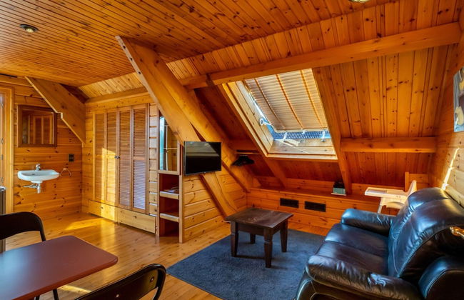 Nice Holiday Home With Beautiful Views - Photo 6