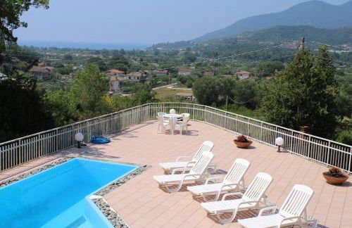 Alla Villa - Photo 1