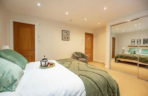 Stunning Country House - Cinema, Games Room & Hot Tub - Foto 28