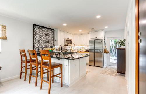 Vibrant North Palm Beach Home about 2 Mi to Beach! - Foto 7