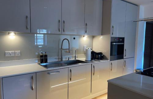 The Comfort, with Free Parking, Harlow - Foto 5