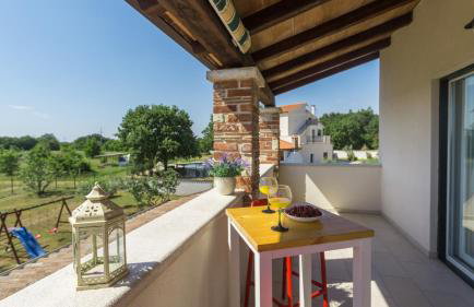 Beautiful villa Pianta with pool in Porec - Photo 27