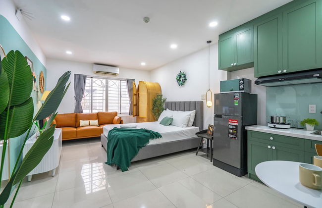 SAZI Church View Home - Free Nails/HairWash - Photo 26