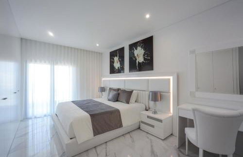 Luxury apartments with stunning sea views - Foto 31