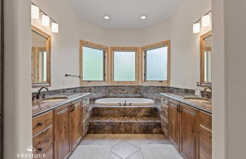 Private Weber Tributary Access Family Retreat in Morgan Hosted by Nestique - Foto 51