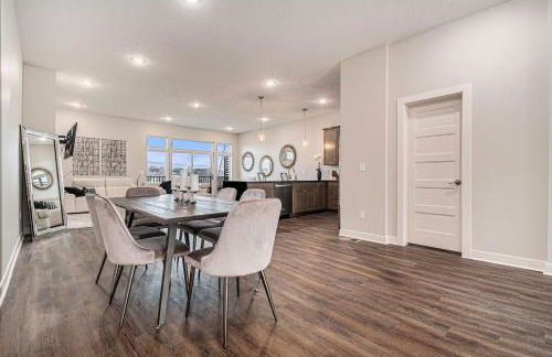 Modern 3-Story Townhome - Foto 16