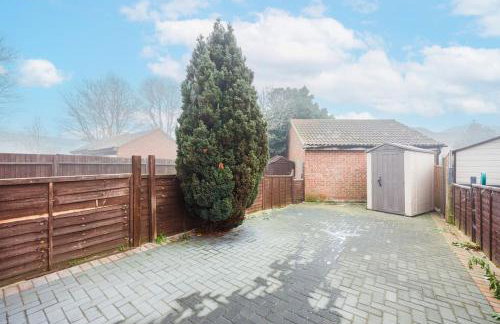 Lovely 2 Bed House in Grays. - Foto 3