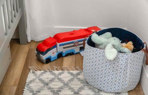 Updated Family Friendly Hillyard Gem NEW HOT TUB! - Foto 41