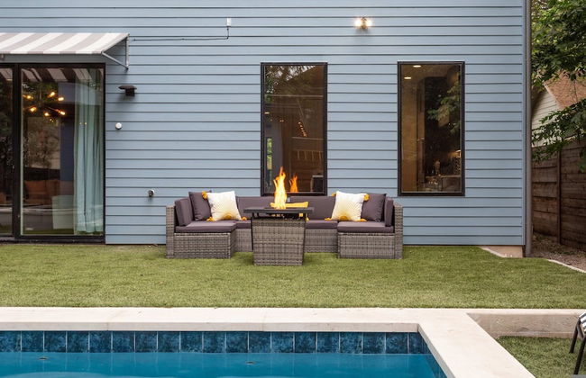 Upstay - Pristine Pool Palace - 7min to Rainey St - Photo 9