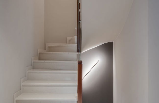 Athenian Grand Riviera Villa - Photo 10