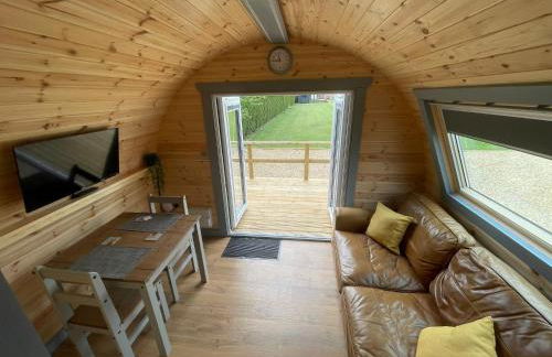 Pine Lodge Posh Glamping With Wood Fired Hot Tub & Big Lincolnshire Skies - Foto 8