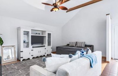 Hot Tub Pool Gameroom ~ Guesthouse ~ Holiday Fun - Foto 9