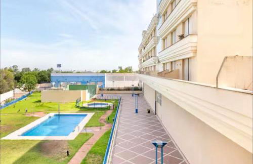 Estudio moderno con parking, frente al Palacio de Congresos - Foto 18