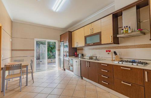 Villa Belchior by Algarve Holidays - Photo 14