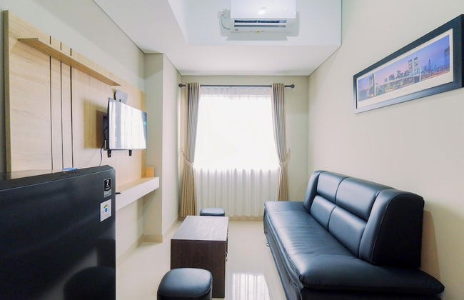 Homey And Minimalist 1Br Royal Sentul Park Apartment - Photo 6