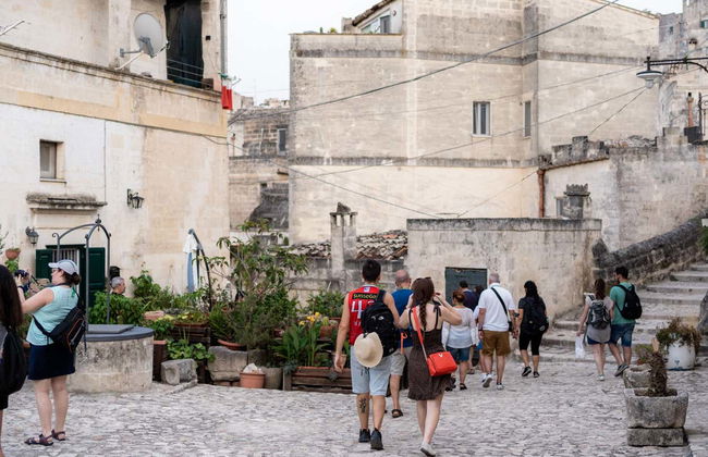 Cementerio lombardo, iglesia de Santa María de Idris y casa cueva - Foto 3