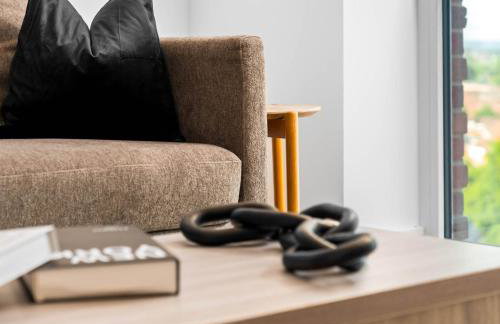 Stylish Apartment - City Centre - Balcony - Parking - Smart TV - Fast Wi-Fi 606D - Foto 8