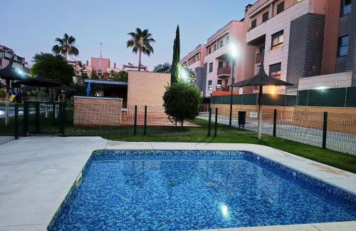 Elegante apartamento con piscina A un paso de Sevilla San Miguel - Foto 5