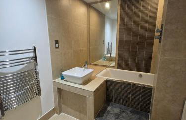 Brilliant 2 bedroom apartment - Foto 11