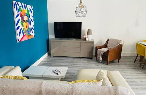 Stunning huge openplan 2Bed flat - Photo 18