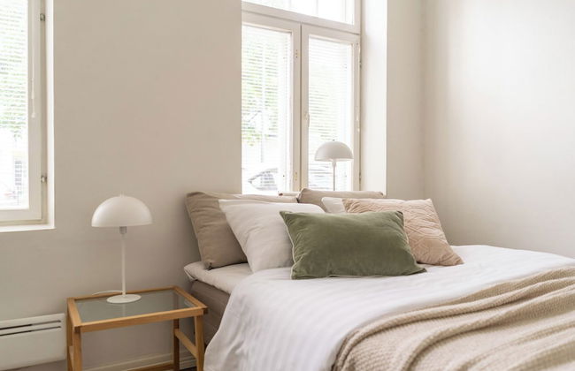 A bright wooden studio for four - Foto 1