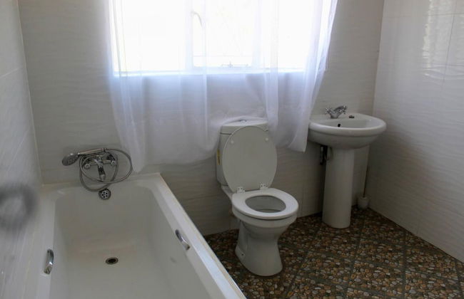 Lovely 4 bed in Mutare - 2178 - Foto 21