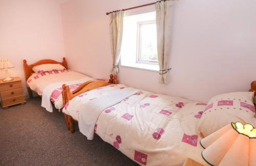 Ford Coach House Cottage - Photo 15