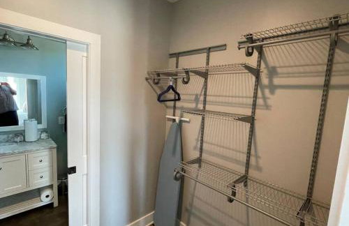 Pet friendly Wi-Fi luxury gated community downtown Greenville - Photo 8