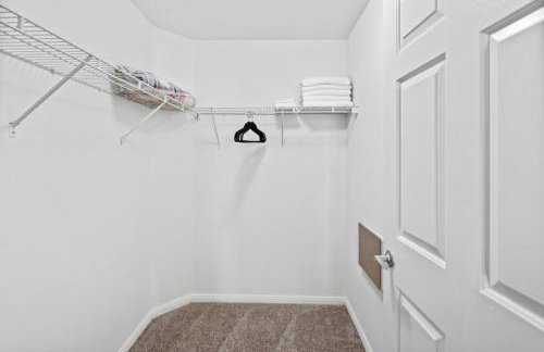 Luxury 2BR/2BA! 5 MIN to Disney! - Photo 10