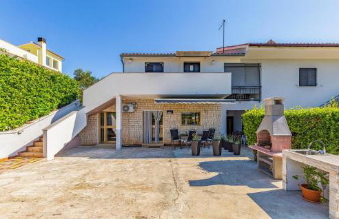 Lovely Apartment In Peruski - Foto 7