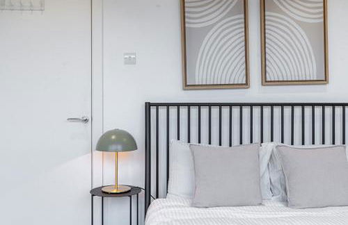 City of London Deluxe 4BR Steps to Tube - Foto 51