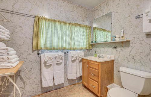 South Twin Lake Cabin with Seasonal Dock and Slip! - Foto 28