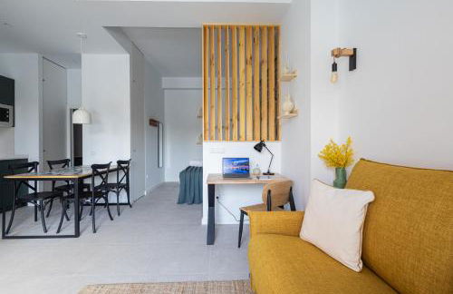 FLORIT FLATS - Stylish Valencia Ceramic Apartments with Free Bicycles by the Joaquin Sorolla Station - Photo 22