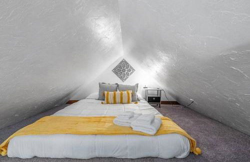 NEW!! Lovely unit w/ PRIVATE Hot Tub and patio! - Foto 20