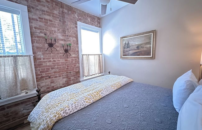 Bisbee Brownstone Suites - Photo 13