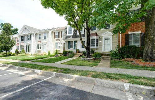 Townhome in Northern Virginia, Close to DC, Pets Okay, Fenced Yard, Fast - Foto 1